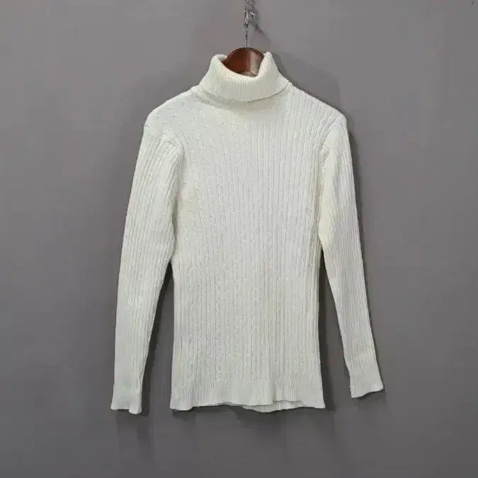 [BUNJANG] White Turtleneck Knit Sweater / 케이블 화이트 목폴라 니트