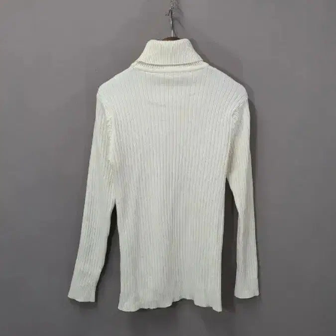 [BUNJANG] White Turtleneck Knit Sweater / 케이블 화이트 목폴라 니트