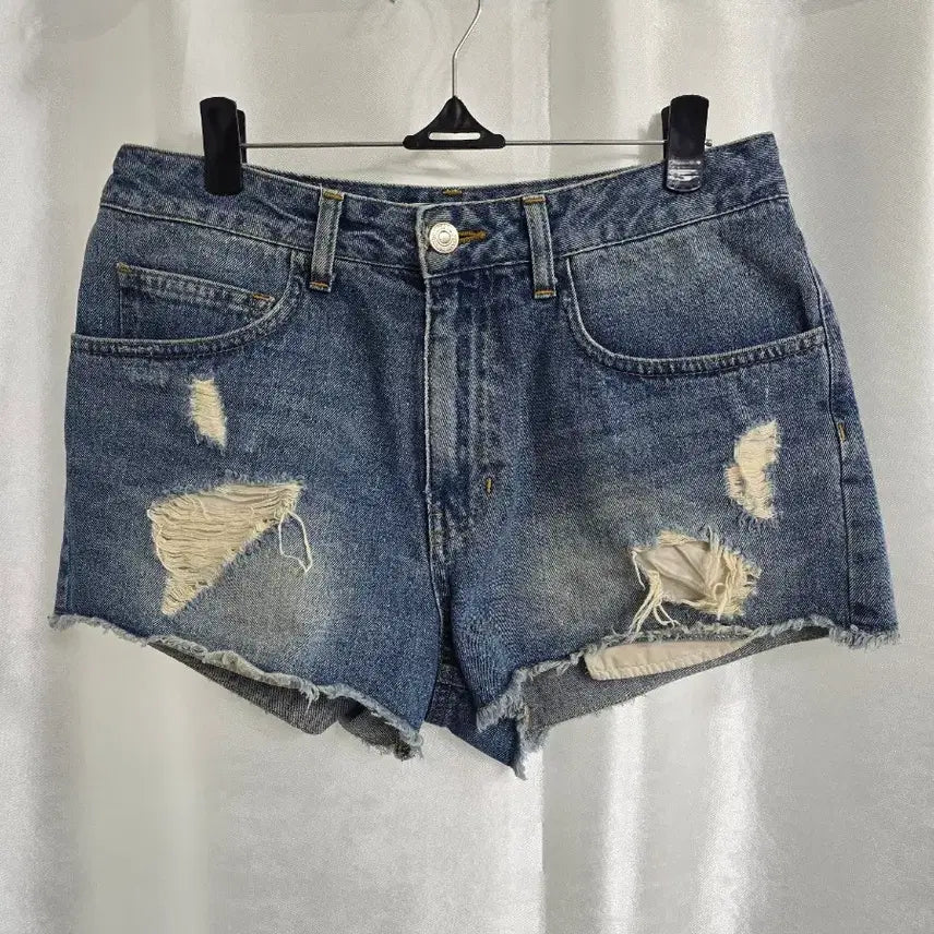 [BUNJANG] Tomboy Denim Shorts / 톰보이 데미지 청 반바지 (1539)