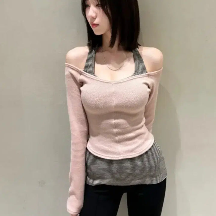 [BUNJANG] Angora Off-Shoulder V-neck Knit Top / 니트 앙고라 오프숄더 브이넥 기모T