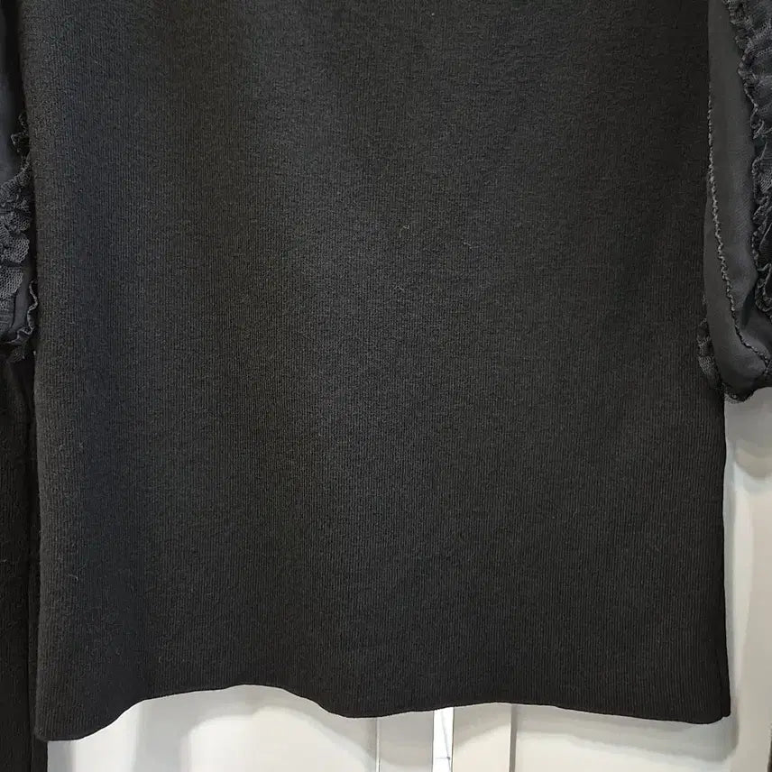 [BUNJANG] Egoist Sheer Sleeve Knit Top / 에고이스트 쉬폰 소매 니트티