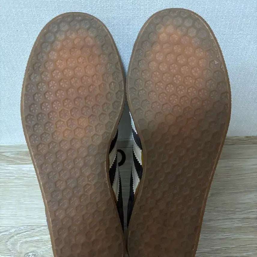 [BUNJANG] Adidas Gazelle Shadow Brown Sneakers / 아디다스 가젤 쉐도우 브라운 220