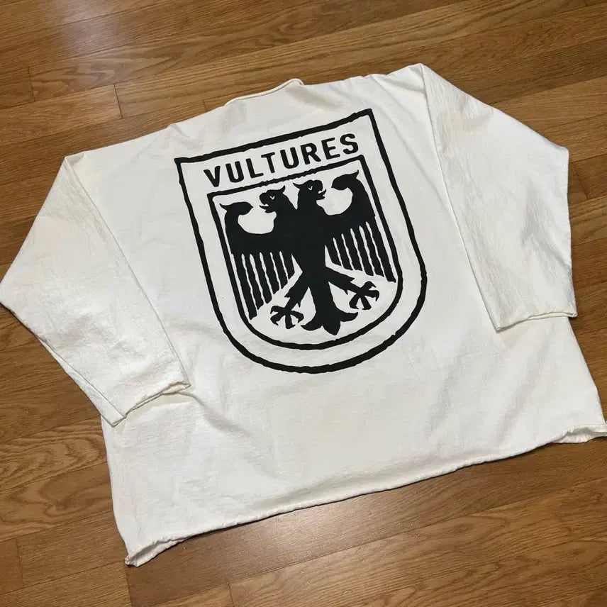 [BUNJANG] Easy Vertices Long Sleeve T-shirt (White) / [3] 이지 벌처스 롱슬리브 티셔츠 화이트