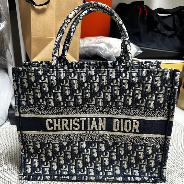 [BUNJANG] Dior Oblique Tote Bag Navy / [미디움/새상품급] 디올 오블리크 토트백 네이비 감정서보유