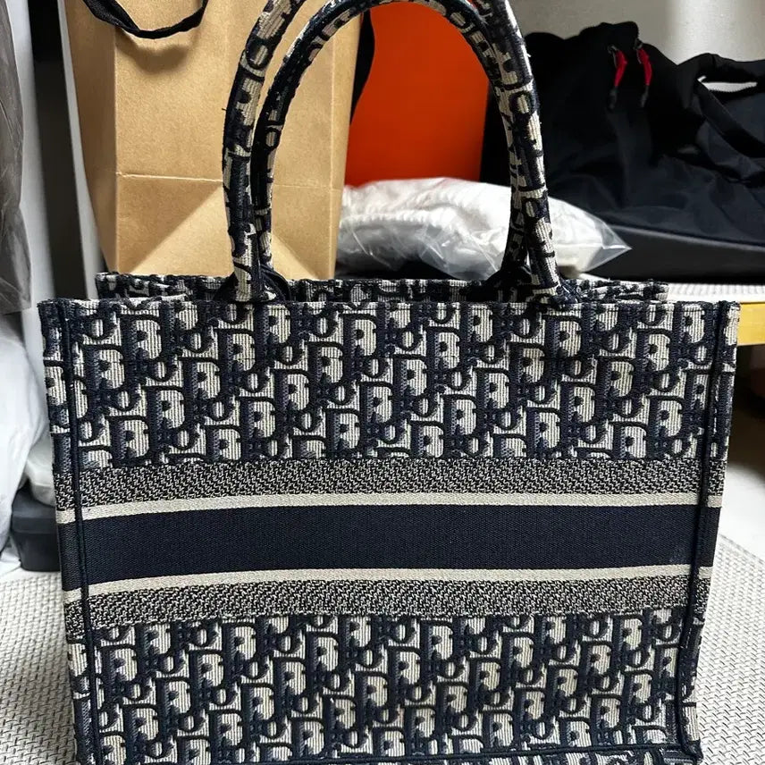 [BUNJANG] Dior Oblique Tote Bag Navy / [미디움/새상품급] 디올 오블리크 토트백 네이비 감정서보유