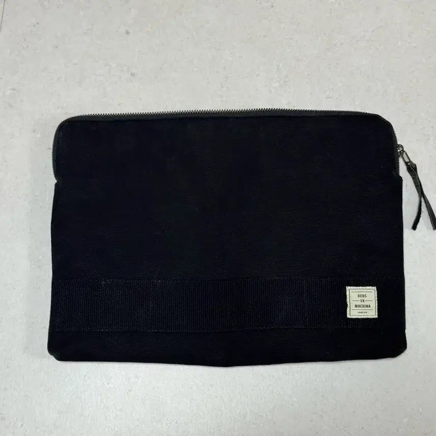 [BUNJANG] Deus Clutch Bag / 데우스 클러치백 팝니다