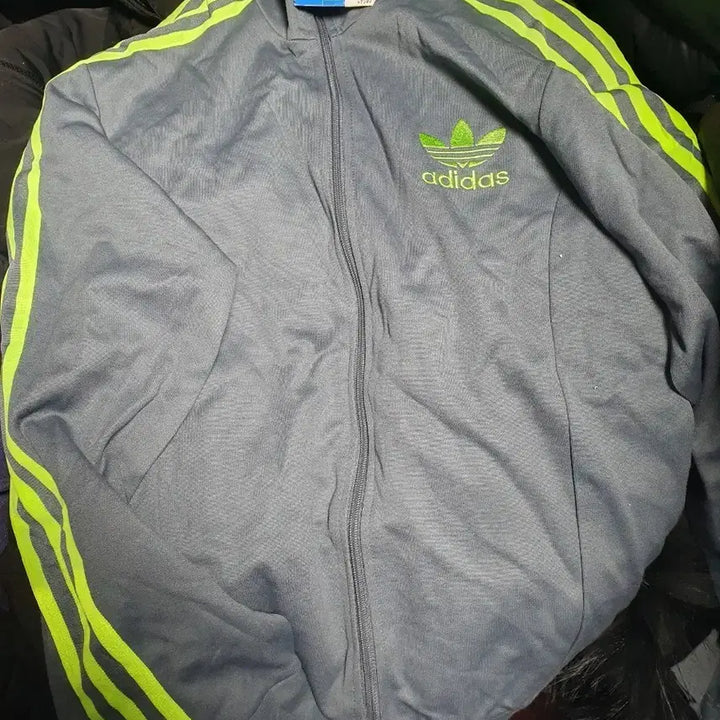[BUNJANG] Adidas Europa Track Top Gray/Fluorescent 95 / 아디다스새상품 유로파 트랙탑 그레이/형광 95