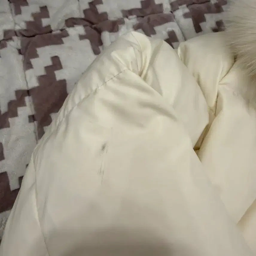 [BUNJANG] Clavis Fox Fur Belted Padded Jumper (Size 55) / 클라비스 폭스퍼 벨티드 패딩 점퍼 55사이즈 ( 미세오염참고 )