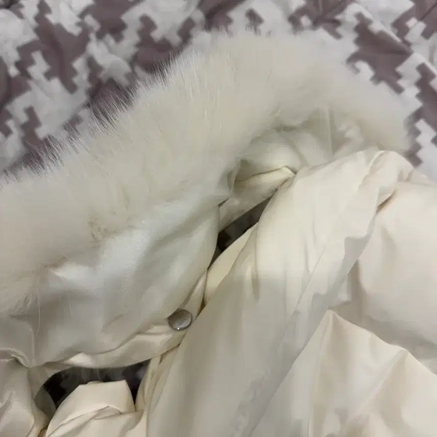 [BUNJANG] Clavis Fox Fur Belted Padded Jumper (Size 55) / 클라비스 폭스퍼 벨티드 패딩 점퍼 55사이즈 ( 미세오염참고 )