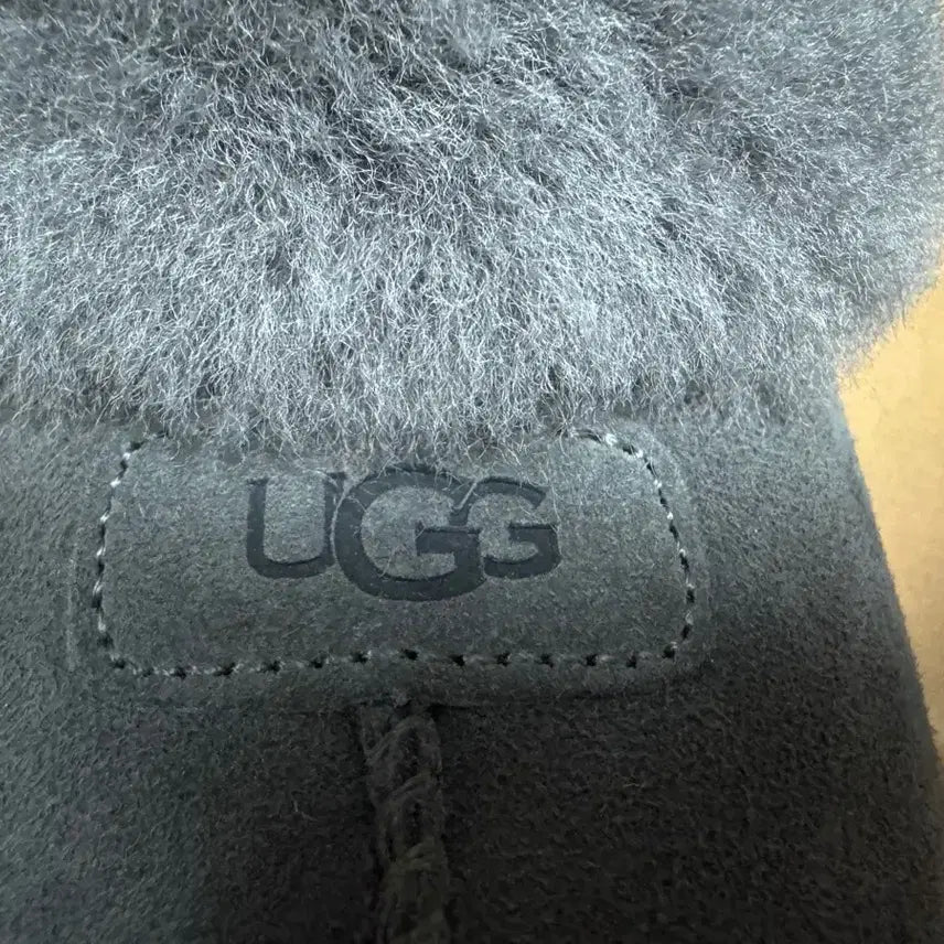 [BUNJANG] UGG Coquette Gray US7 / 어그 코케트 그레이 US7, 240 사이즈