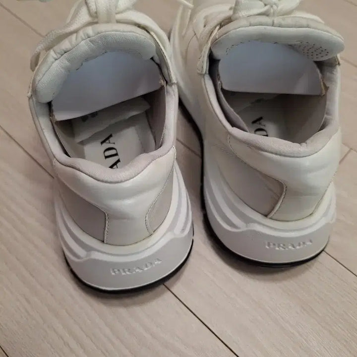 [BUNJANG] Prada Nylon and Brushed Leather Sneakers / 프라다리나일론및브러쉬드스니커즈