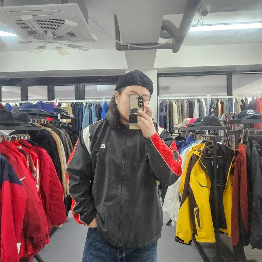 [SOLD OUT] Russell 러셀 윈드브레이크 집업