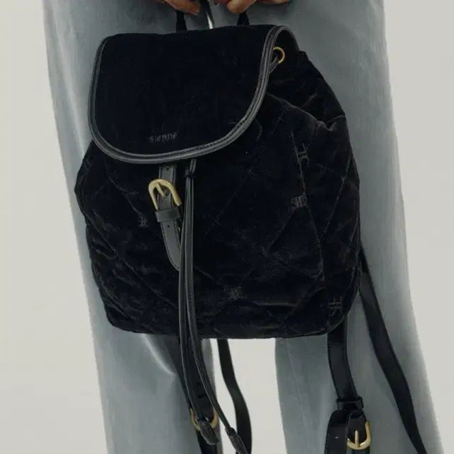 [BUNJANG] Sienne Nouvelle Velvet Backpack / 시엔느 sienne 누벨르 벨벳 백팩