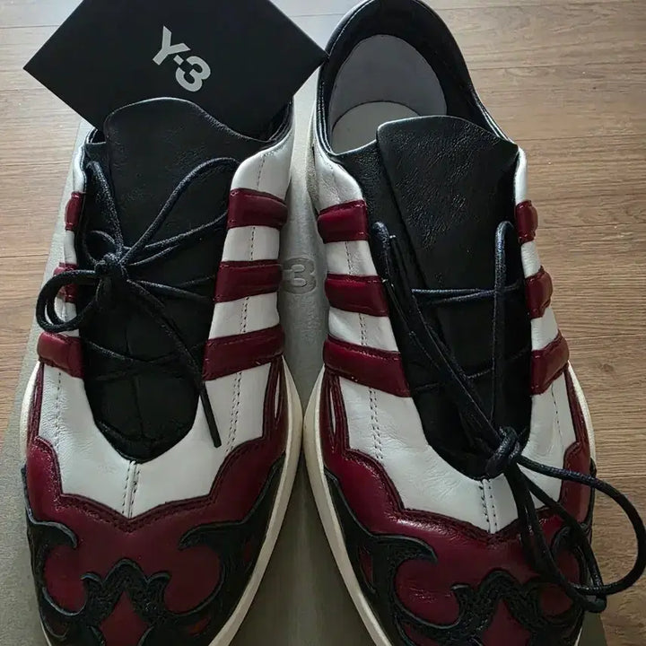 [BUNJANG] Y-3 Regu 2002 Sneakers / Y-3 REGU 2002  270