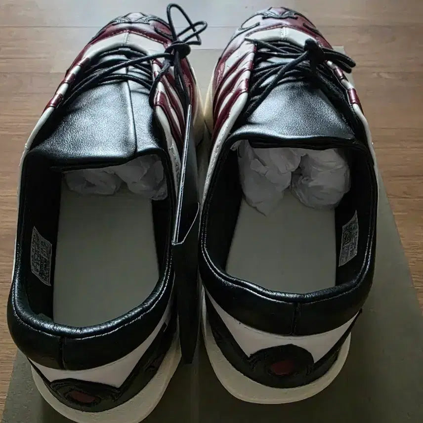 [BUNJANG] Y-3 Regu 2002 Sneakers / Y-3 REGU 2002  270