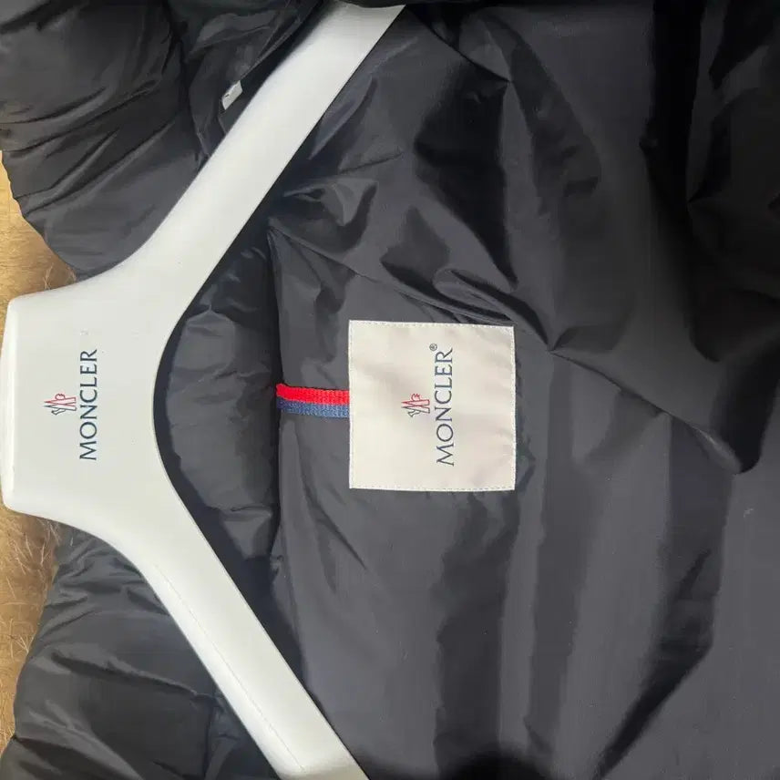 [BUNJANG] Moncler Cluny Jacket Size 6 / 23/24년도 몽클레어 클루니 6사이즈