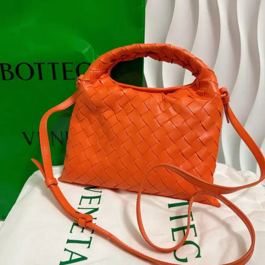 [SOLD OUT] BOTTEGA BENNETA 보테가베네타 미니홉