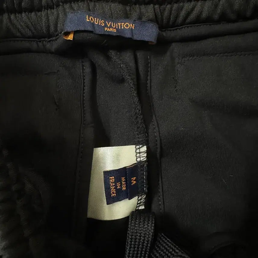[BUNJANG] Louis Vuitton Monogram Jersey Pants / 루이비통 LV 모노그램 져지 팬츠 정품 / M / 케어가능