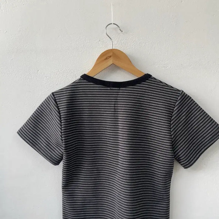 [BUNJANG] Striped Short-Sleeve T-Shirt / 새상품 스트라이프 단가라 반팔티