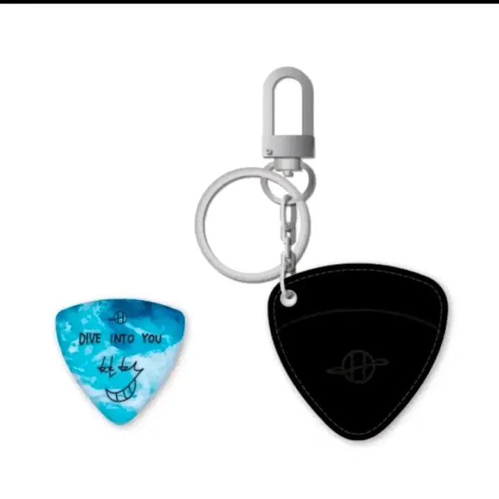 [BUNJANG] BTOB Hyunsik DIVE INTO YOU Guitar Pick Keyring / 비투비 임현식 솔로 콘서트 DIVE INTO YOU md 기타피크 키링