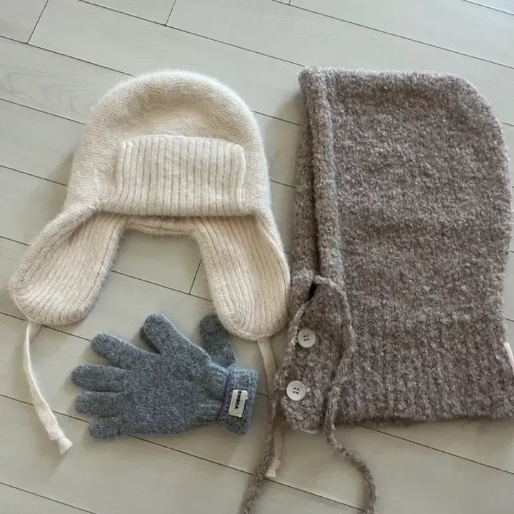 [BUNJANG] Tatiana Balaclava / 타티아나 바라클라바