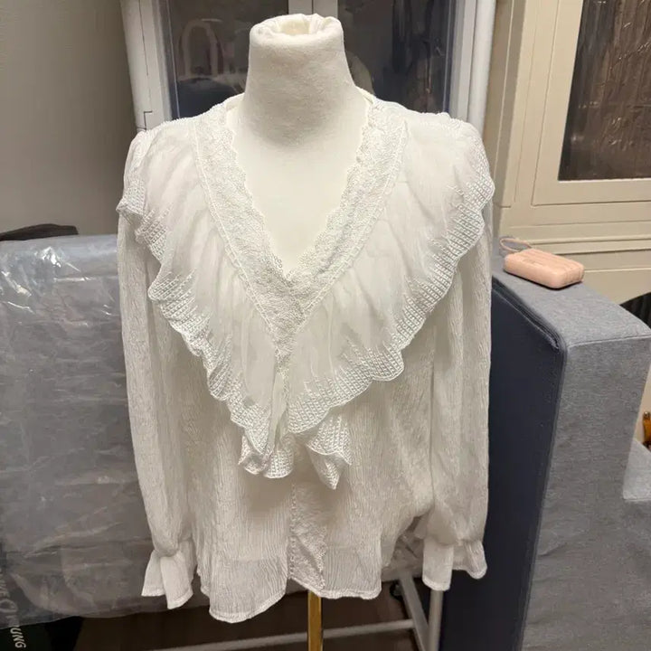 [BUNJANG] Imported Lace White Blouse / 수입의류 레이스 화이트 블라우스