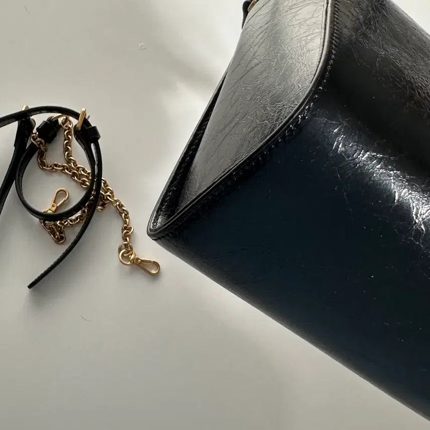 [BUNJANG] OSTKAKA Cross Mini Bag / 오스트카카 크로스 미니백, 토드백