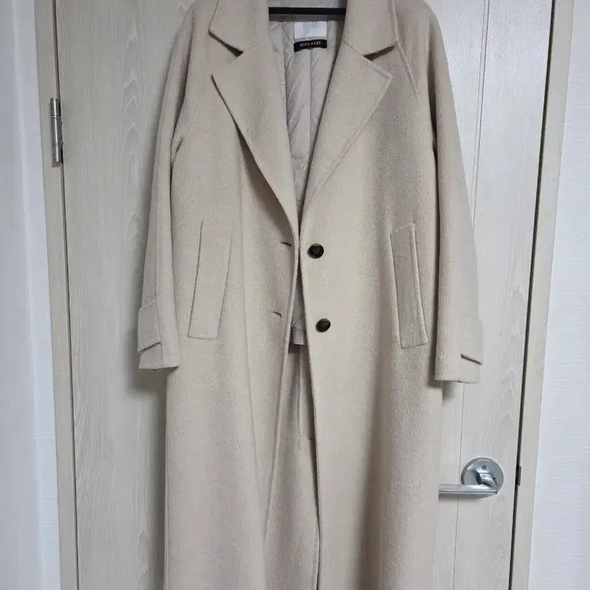 [BUNJANG] VISIT Ivory Long Handmade Coat / VISIT 아이보리 핸드메이드 롱코트