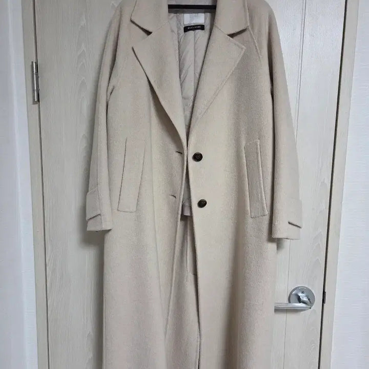 [BUNJANG] VISIT Ivory Long Handmade Coat / VISIT 아이보리 핸드메이드 롱코트
