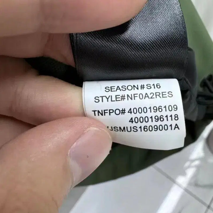 [BUNJANG] Supreme The North Face Steep Tech Hooded Jacket Olive (16SS) M / 슈프림 x 노스페이스 스팁 테크 후드 자켓 올리브 (16SS) M