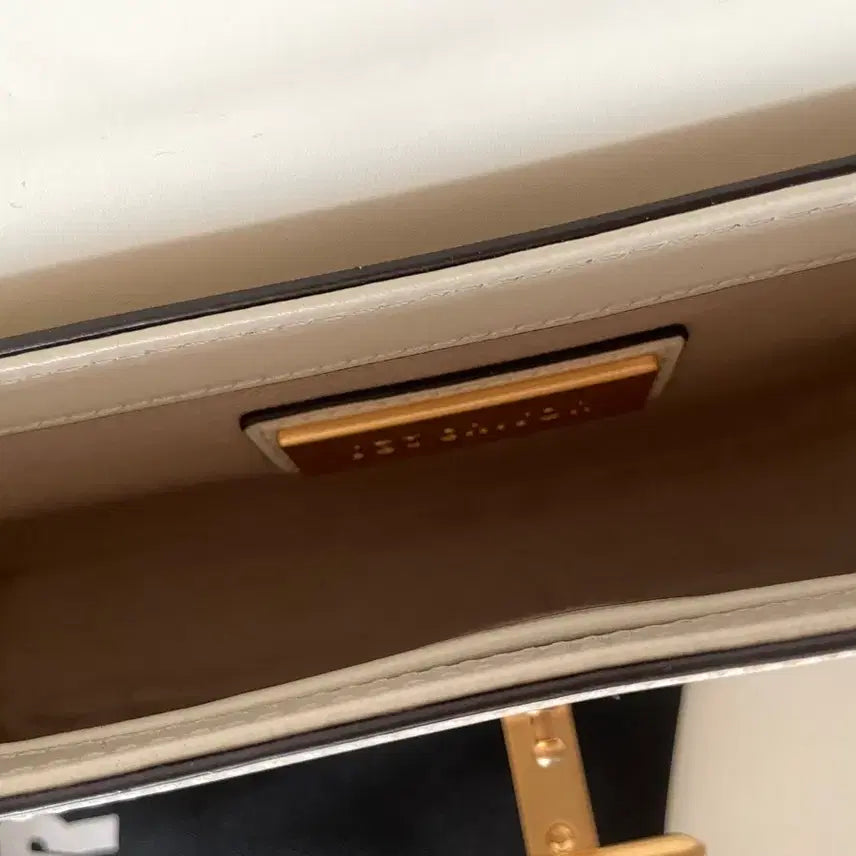 [BUNJANG] Joy Gryson Tribeca Mini Shoulder Bag Cabbage White / 조이그라이슨 트라이베카 숄더백 미니 캐비지화이트