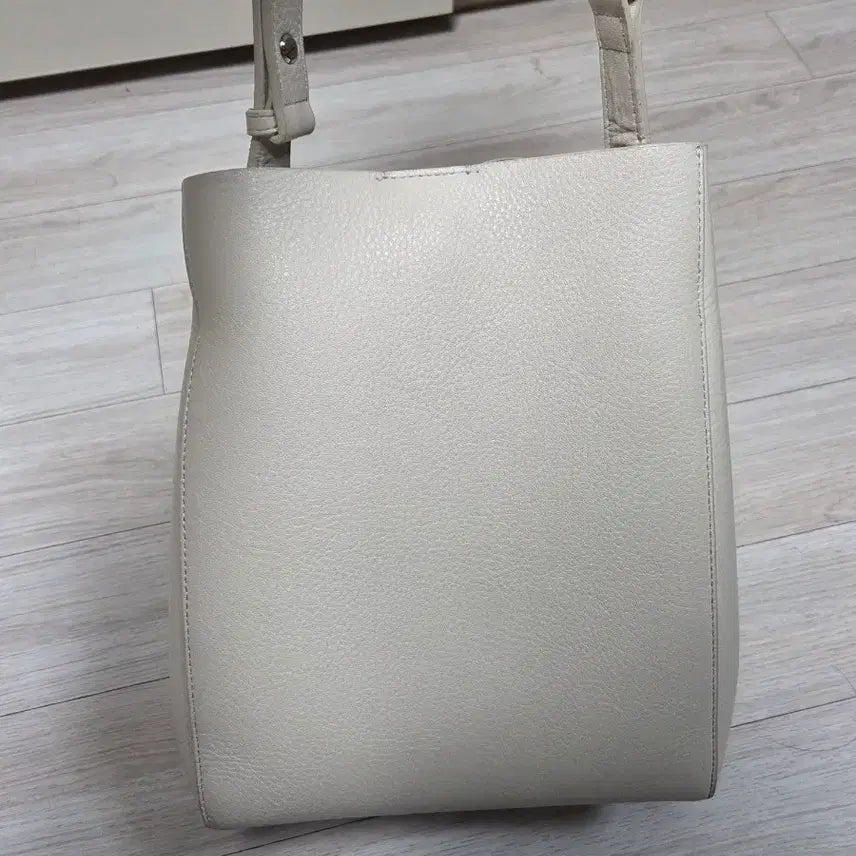 [BUNJANG] Abonne Judd Bag Ivory Bucket Bag / 르아보네 저드백 아이보리