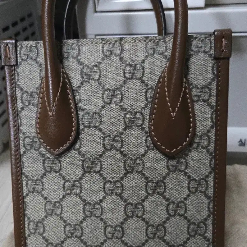 [BUNJANG] Gucci Interlocking Mini Tote Bag / 구찌 인터로킹 미니 토트백