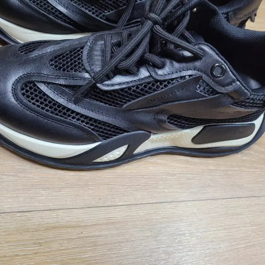 [BUNJANG] Tandy Mesh Ugly Sneakers 245 / 탠디 메쉬 어글리 스니커즈245