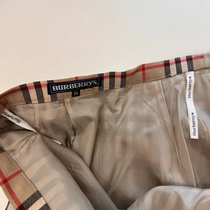 [BUNJANG] Burberry Midi Skirt / 버버리 미디스커트 정품