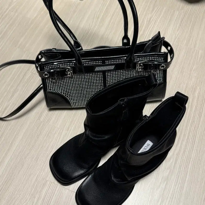 [BUNJANG] WOON Bambi Boots + Margot Microstuds Bag Set / WOON 부츠 + 스터드백