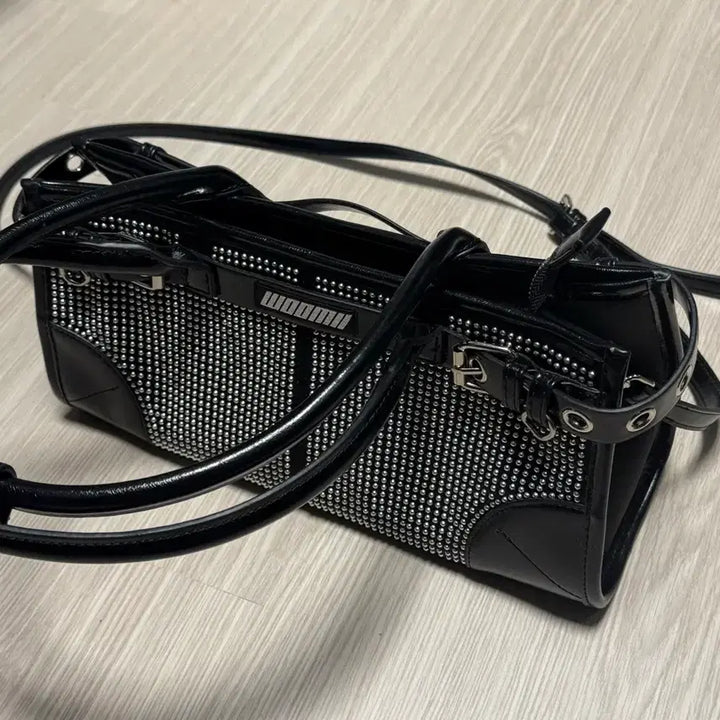 [BUNJANG] WOON Bambi Boots + Margot Microstuds Bag Set / WOON 부츠 + 스터드백