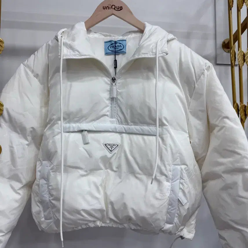 [BUNJANG] White Short Padded Jacket / 여성 숏패딩