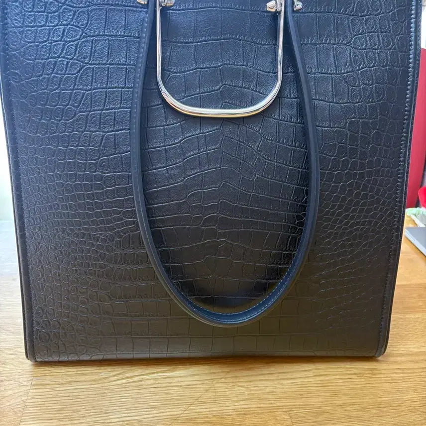 [BUNJANG] Alexander McQueen Tall Story Tote Bag / 알렉산더맥퀸 톨스토리 토트백