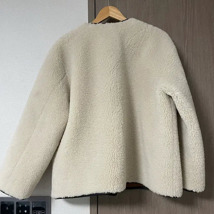 [BUNJANG] Semi Reversible Faux Shearling Jacket / 쎄미 무스탕 뽀글이