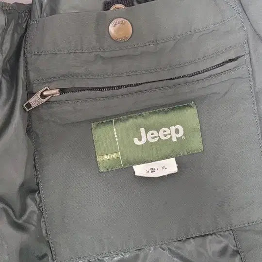 [BUNJANG] Zep Hooded Padded Vest (M) / 지프 후드 패딩 조끼(M)