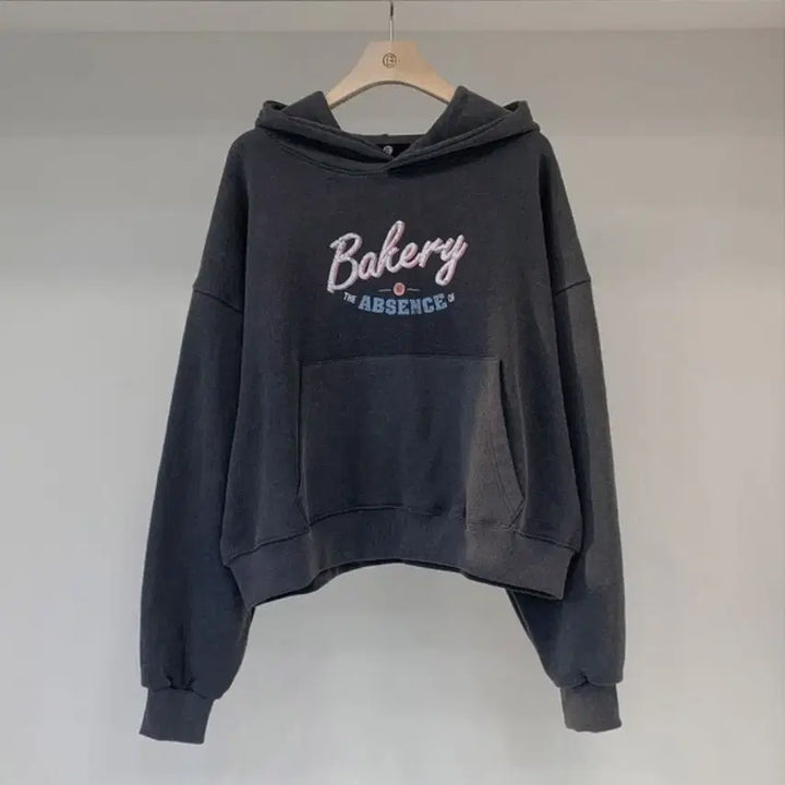 [BUNJANG] Bambiola Mrs. Bear Hoodie / 밤비올라 곰부인네 후드티 새제품