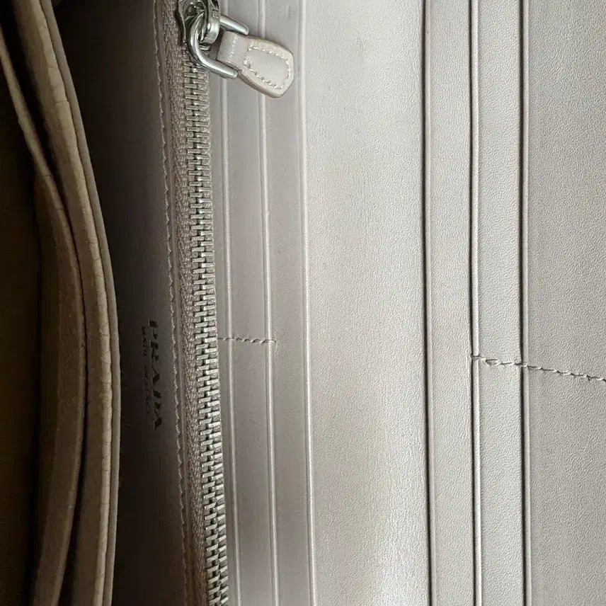[BUNJANG] Prada Long Wallet / 프라다 장지갑