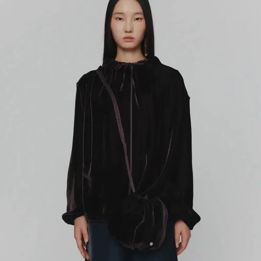 [BUNJANG] AMOMENTO Velvet Mini Bag Dark Brown / 아모멘토 벨벳 미니 백 다크브라운