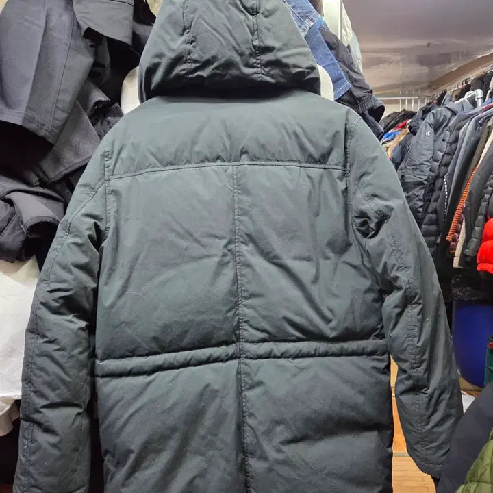 [BUNJANG] GUESS Men's Padded Jacket Black / GUESS 남성 패딩 점퍼 블랙
