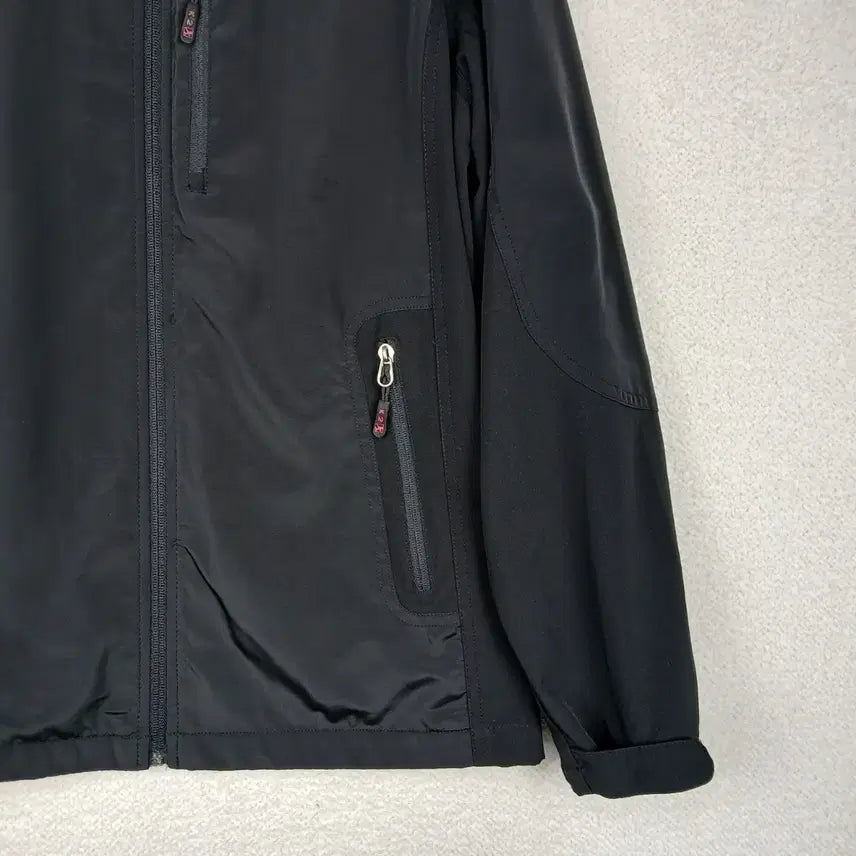 [BUNJANG] K2 Men's Black Windbreaker Jacket (Size 100) / K2 남성 블랙 바람막이 자켓(100)