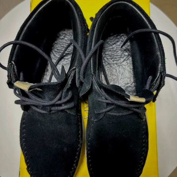 [BUNJANG] Visvim Shaman-Folk US 10.5 / 비즈빔 샤먼포크 10.5