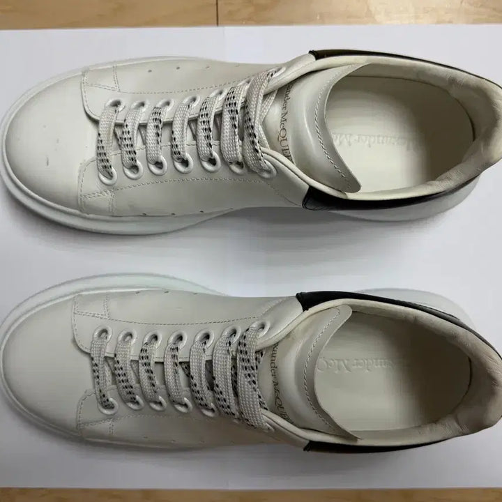[SOLD OUT] 알렉산더 맥퀸 오버솔 39사이즈 판매합니다!(S급 풀박스)
