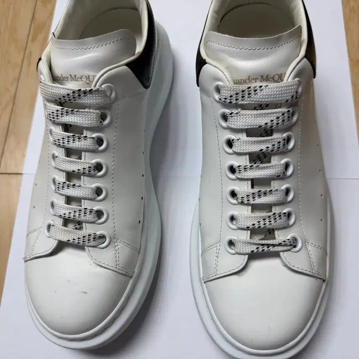 [SOLD OUT] 알렉산더 맥퀸 오버솔 39사이즈 판매합니다!(S급 풀박스)