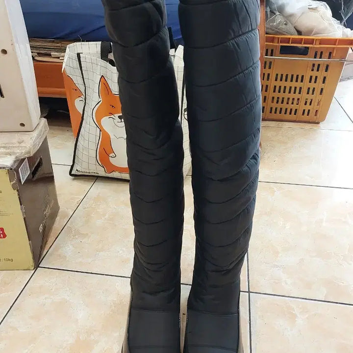 [BUNJANG] Black Padded Long Boots / 블랙 패딩 롱 부츠